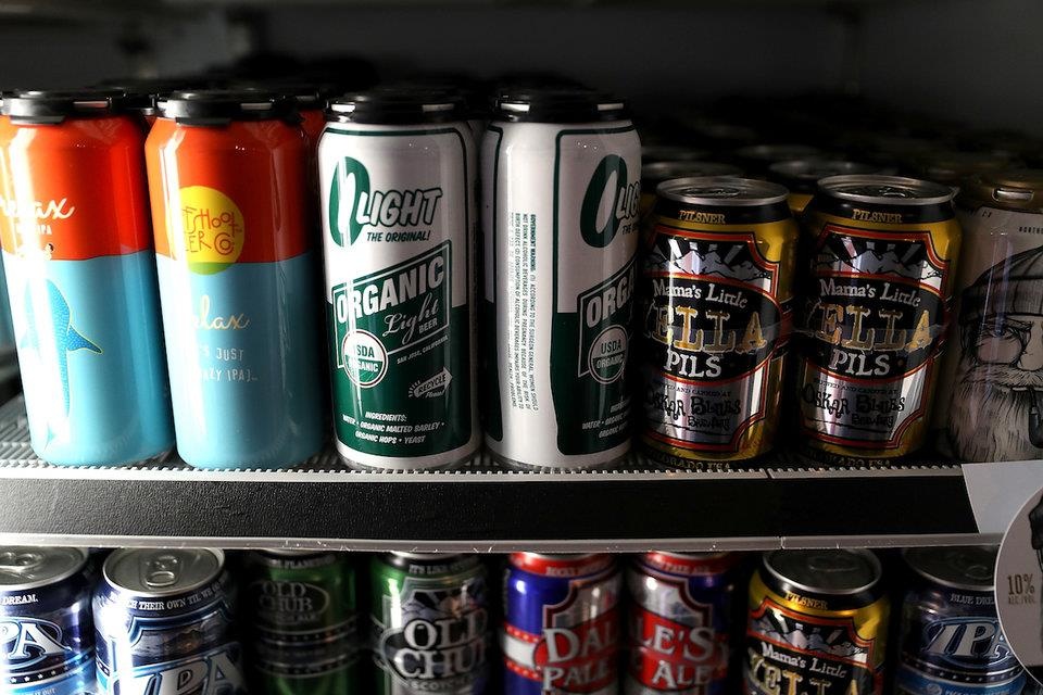 nhung vat dung khong de tren xe troi nang anh 6