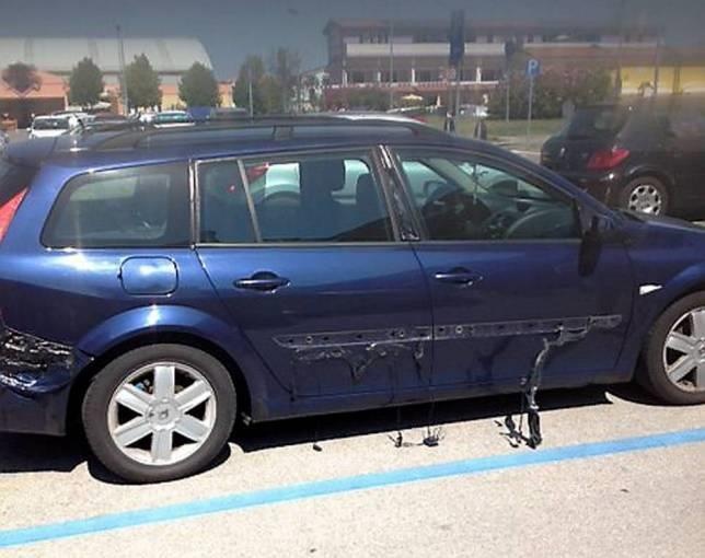 oto tan chay duoi troi nang anh 4