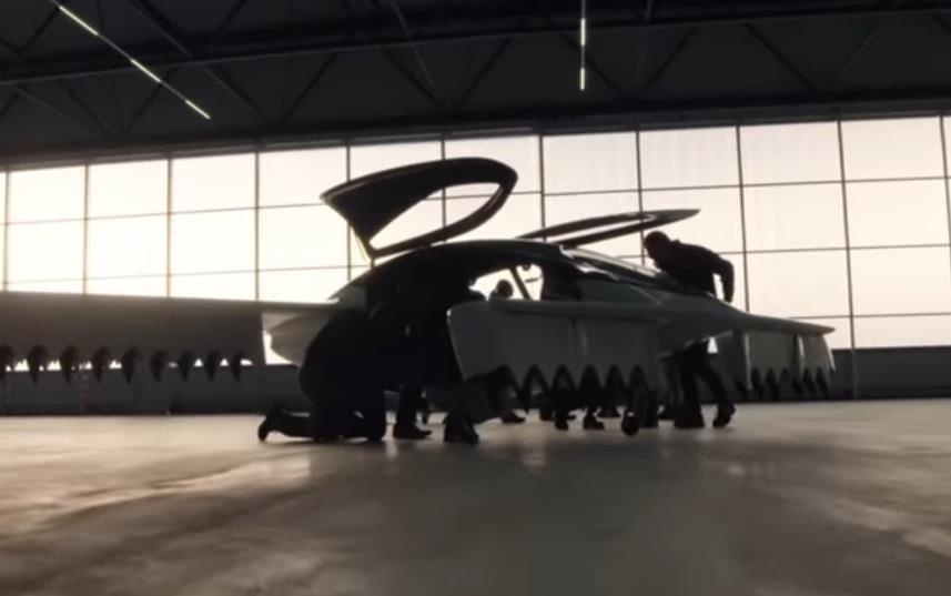 taxi bay cua Duc bay thu thanh cong anh 5