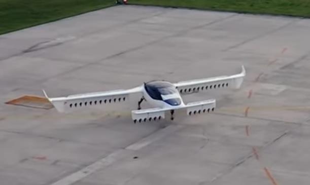 Taxi bay thu nghiem thanh cong tai Duc hinh anh