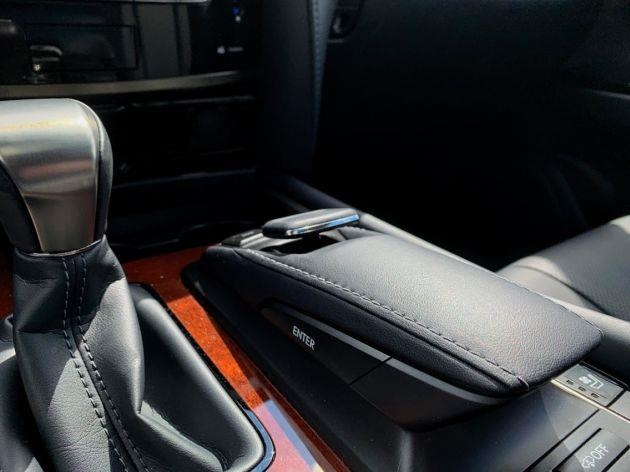 danh gia LX 570 2019 anh 10