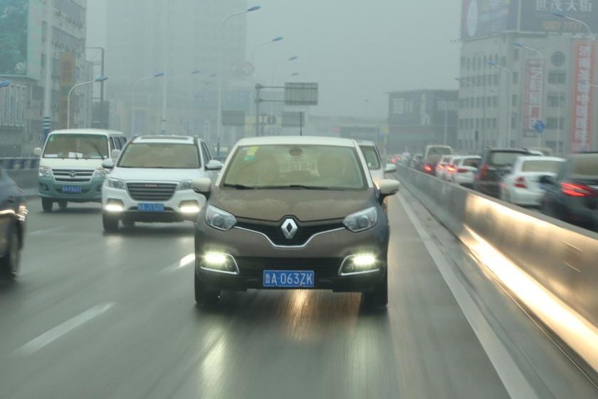 tai xe Trung Quoc gap tai bay va gio anh 1