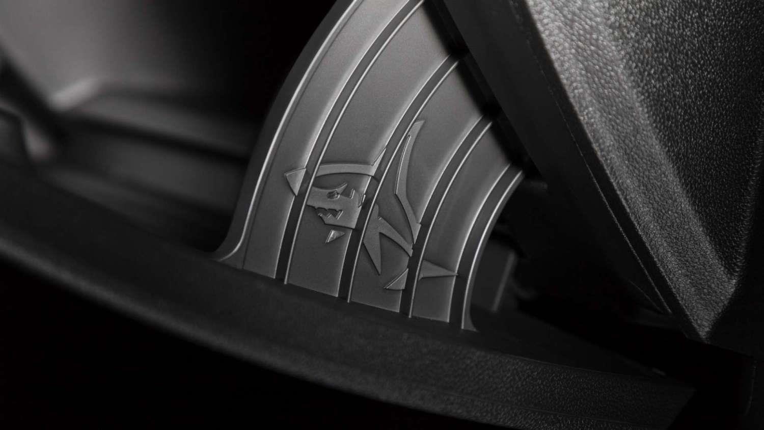 tien ich an tren oto anh 6