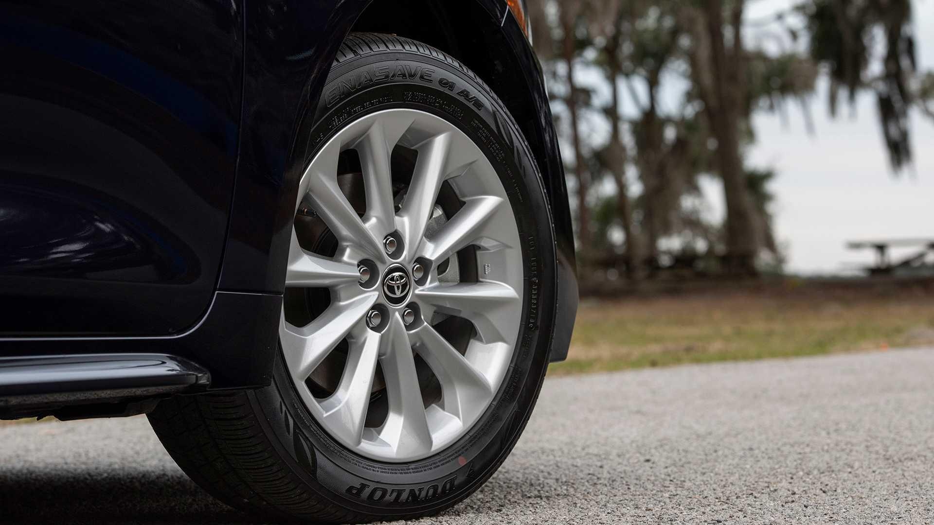 Toyota thêm hai tính năng an toàn cho xe ảnh 5 Toyota them hai tinh nang an toan cho xe anh 5