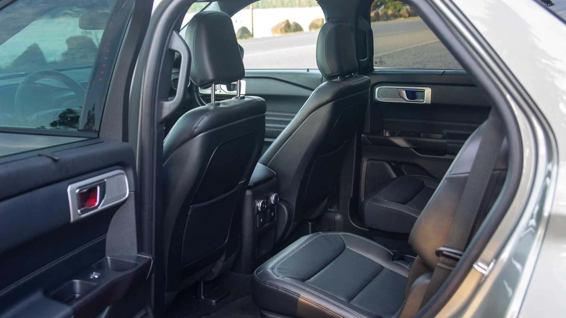 danh gia Ford Explorer 2020 anh 14