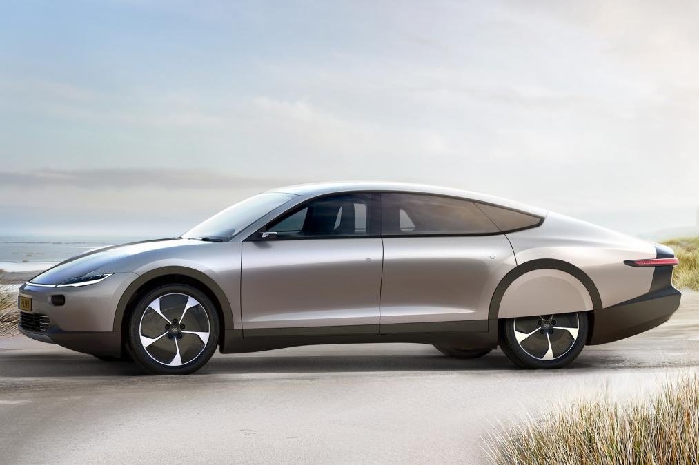 oto chay bang nang luong mat troi anh 6