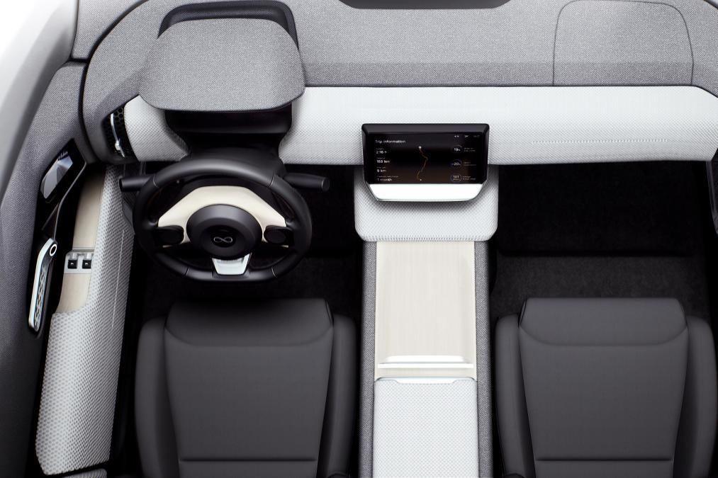 oto chay bang nang luong mat troi anh 8