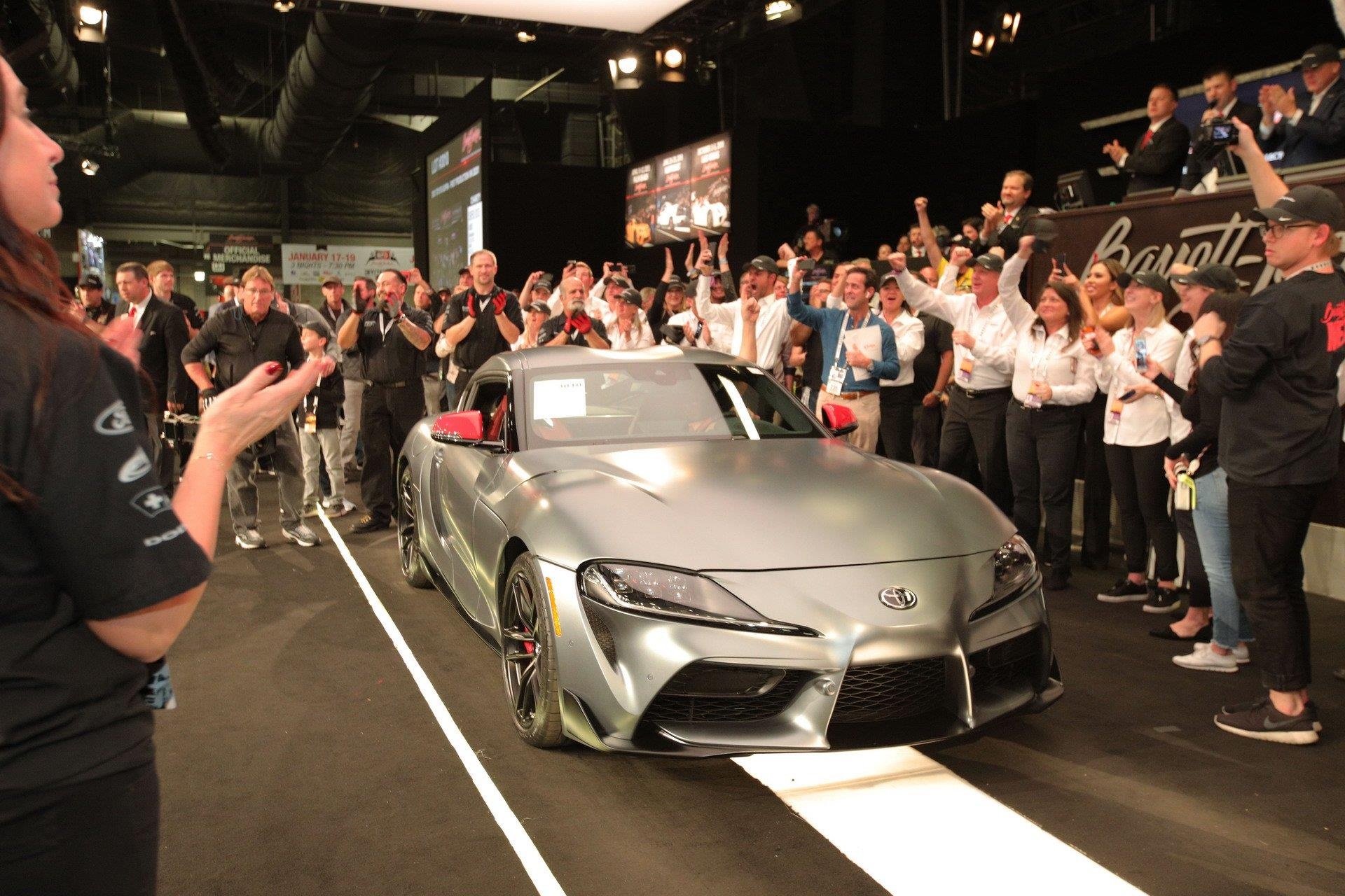 Toyota Supra 2020 dau tien toi tay khach hang anh 2
