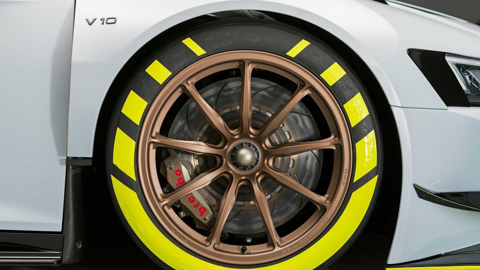 sieu xe dua Audi R8 LMS GT2 2020 anh 6