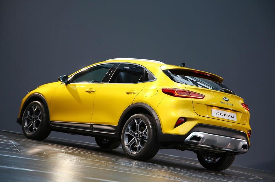 gia ban Kia XCeed moi tai Anh anh 2