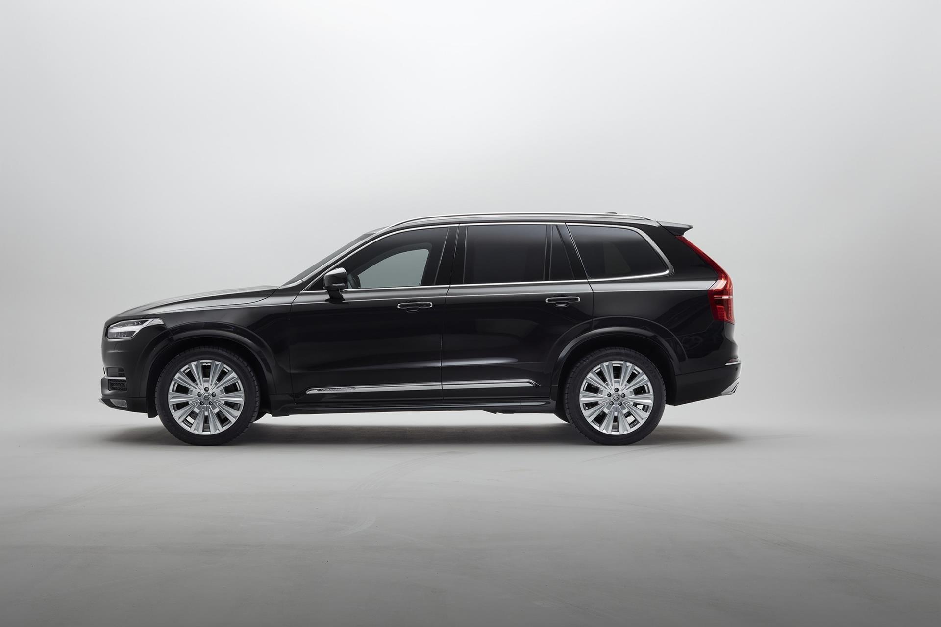 Volvo XC90 boc giap cho yeu nhan anh 2