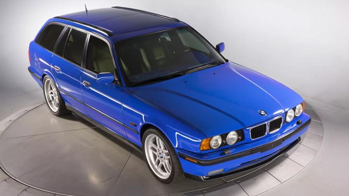BMW M5 tung duoc gan sieu dong co cua McLaren F1 hinh anh