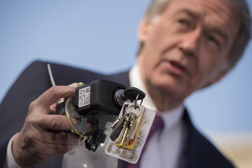 scandal rung dong nganh xe hoi anh 11