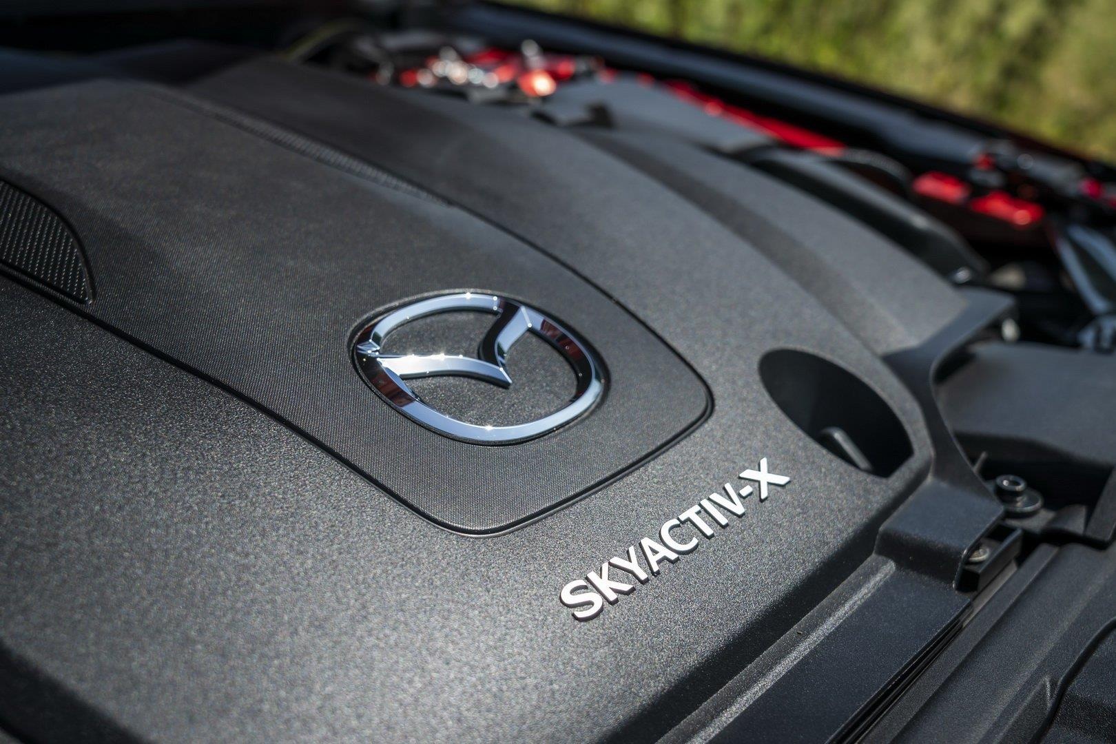 Mazda 3 SkyActiv-X ra mắt ảnh 2 Mazda 3 SkyActiv-X ra mat anh 2
