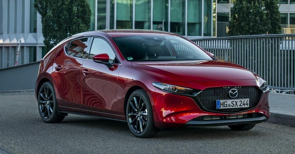 Mazda 3 SkyActiv-X ra mắt ảnh 1 Mazda 3 SkyActiv-X ra mat anh 1