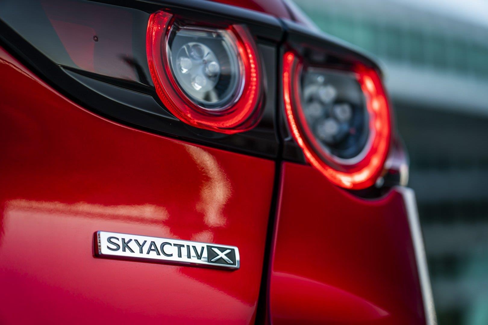Mazda 3 SkyActiv-X ra mắt ảnh 7 Mazda 3 SkyActiv-X ra mat anh 7