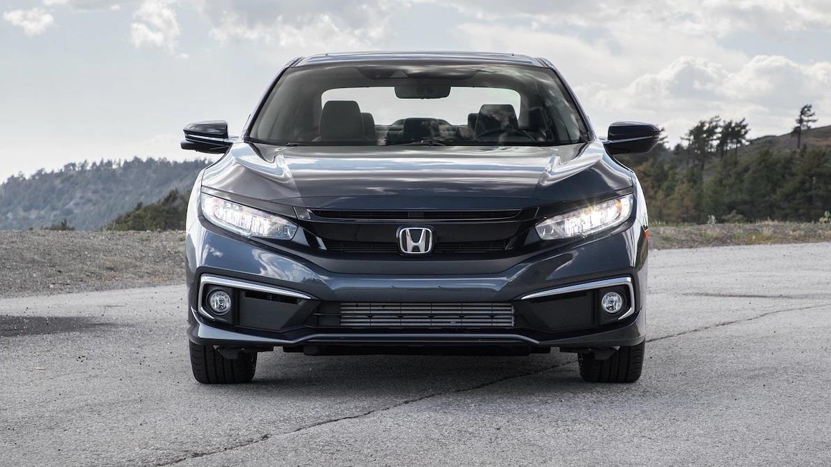 so sánh Toyota Corolla XSE 2020 và Honda Civic Touring 2019 ảnh 3 so sanh Toyota Corolla XSE 2020 va Honda Civic Touring 2019 anh 3