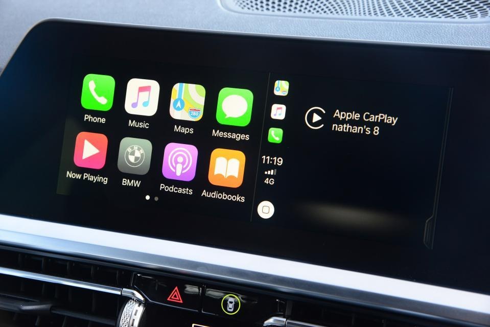 chủ xe BMW phải trả phí Apple CarPlay ảnh 5 chu xe BMW phai tra phi Apple CarPlay anh 5