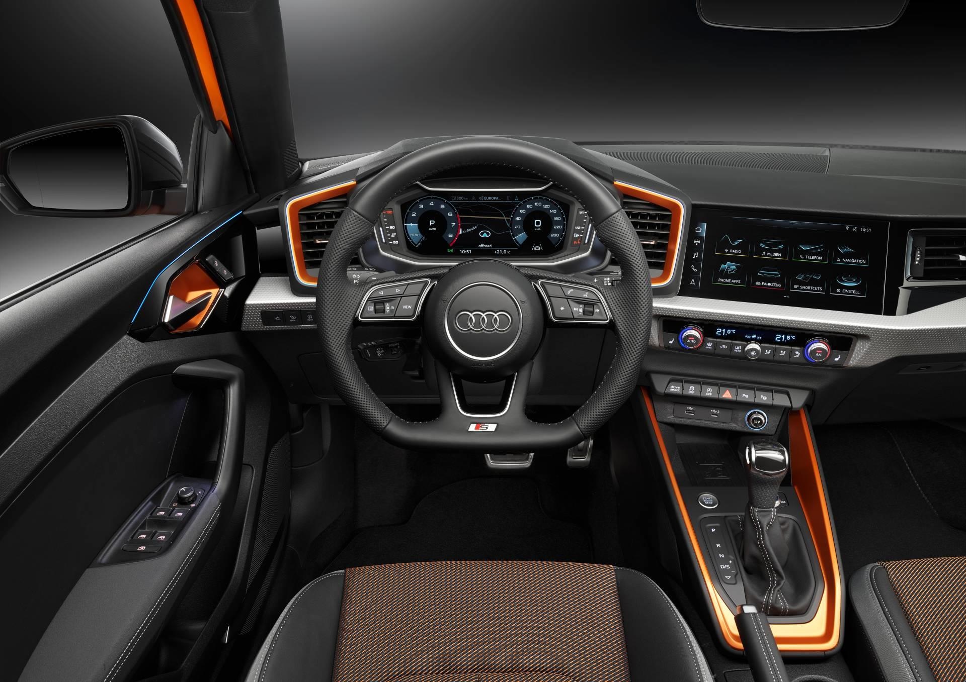 Audi A1 2020 gam cao di trong pho anh 6