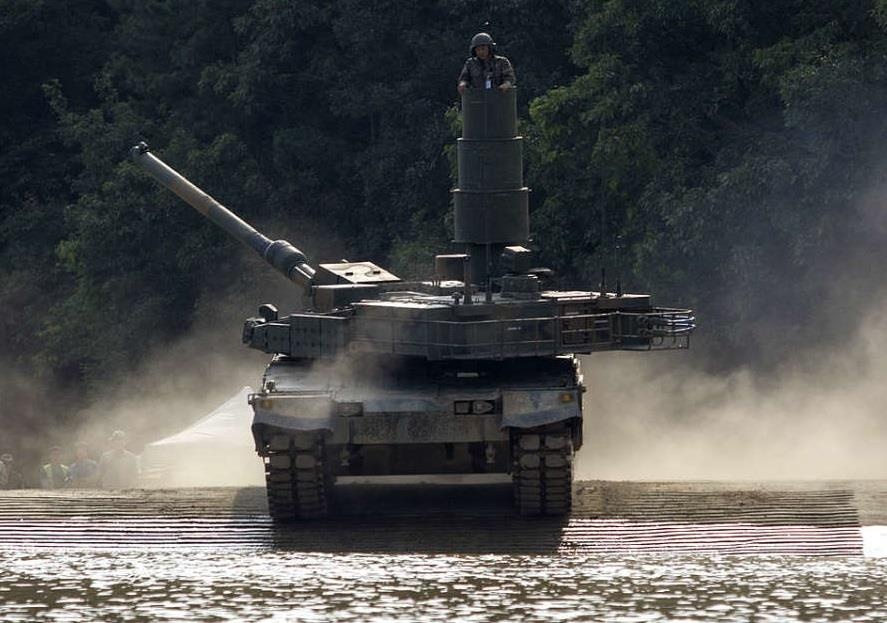 dong co xe tang anh 2