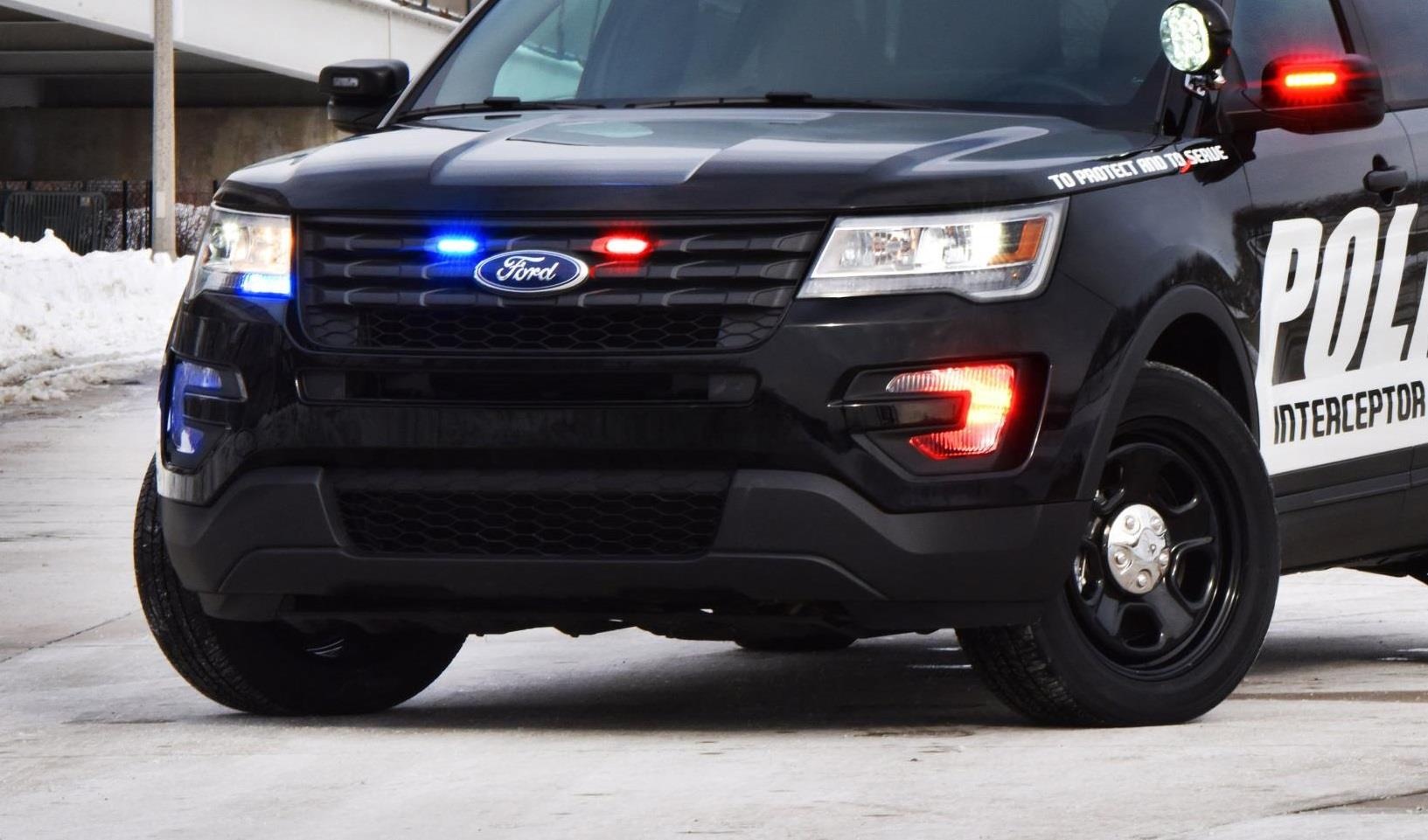 Ford bi canh sat kien anh 4