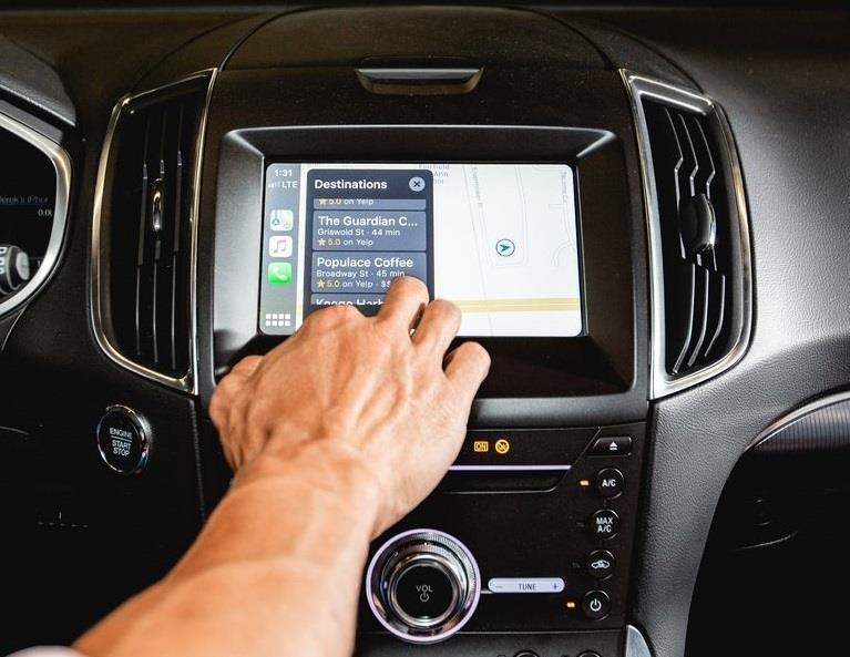 thay doi iOS 13 tren Apple CarPlay anh 1