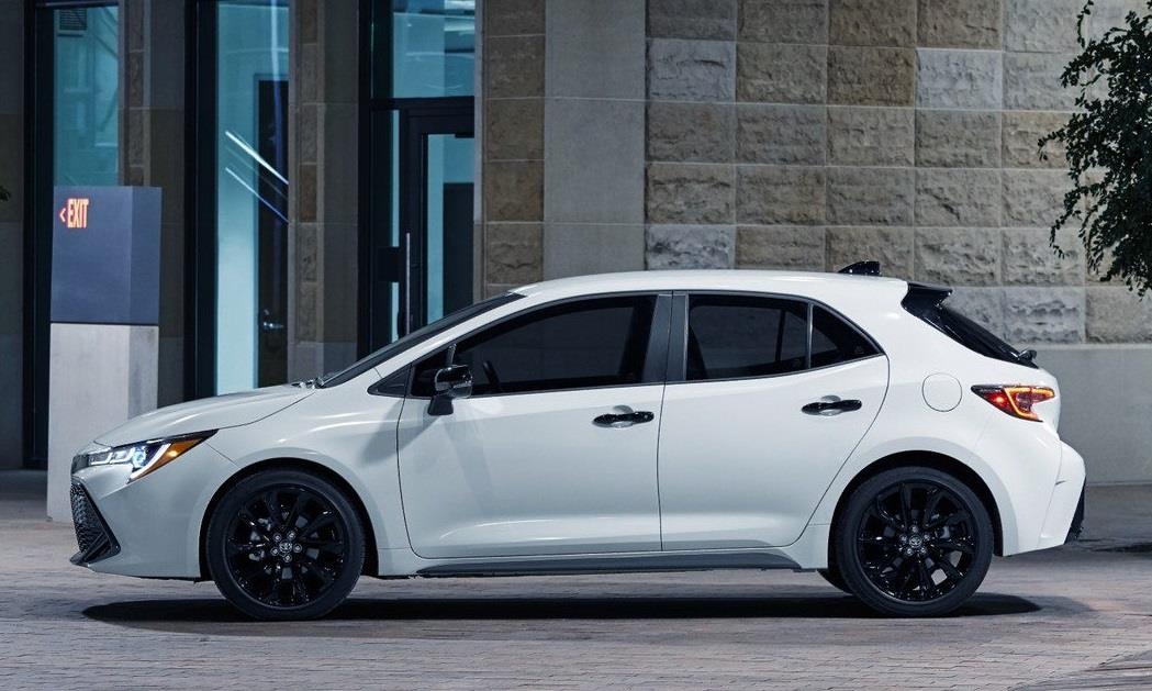 Toyota Corolla 2020 co phien ban bong dem anh 3
