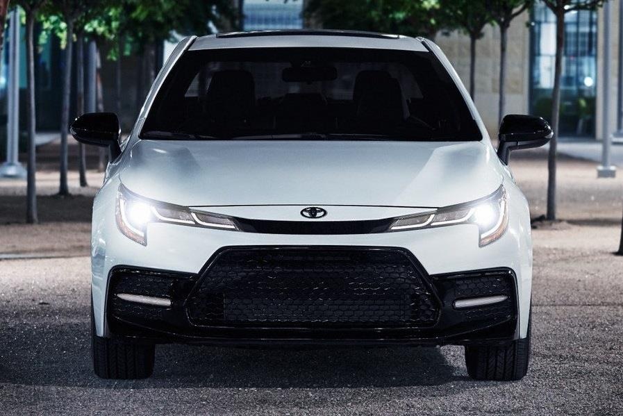 Toyota Corolla 2020 phien ban bong dem - them tinh nang hien dai hinh anh