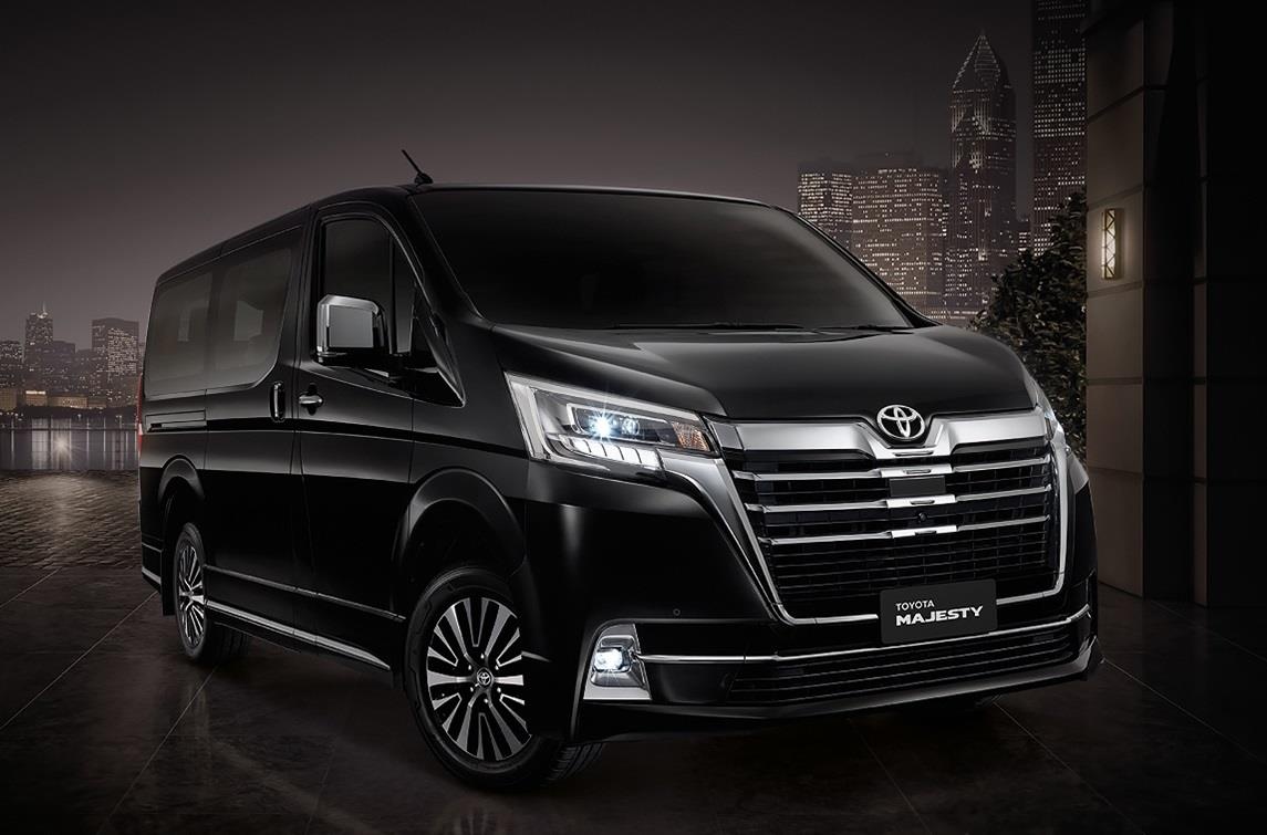 Toyota ra mat Majesty moi, minivan hang sang re hon Alphard hinh anh