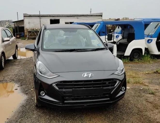 Hyundai Grand i10 ban cao cap nhat chua ra mat da xuat hien tai dai ly hinh anh