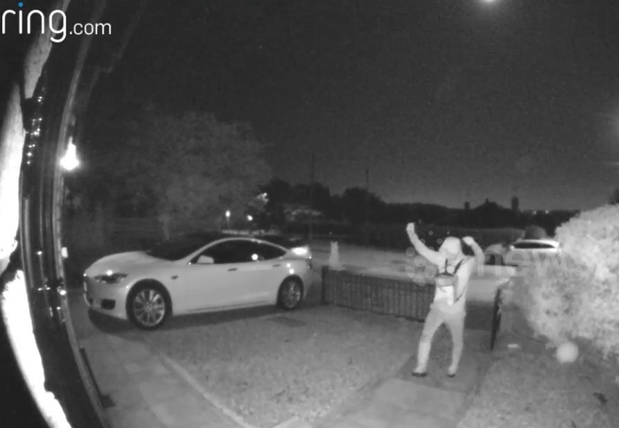 Noi tieng la hien dai nhung chiec oto nay bi trom trong chi 30 giay hinh anh