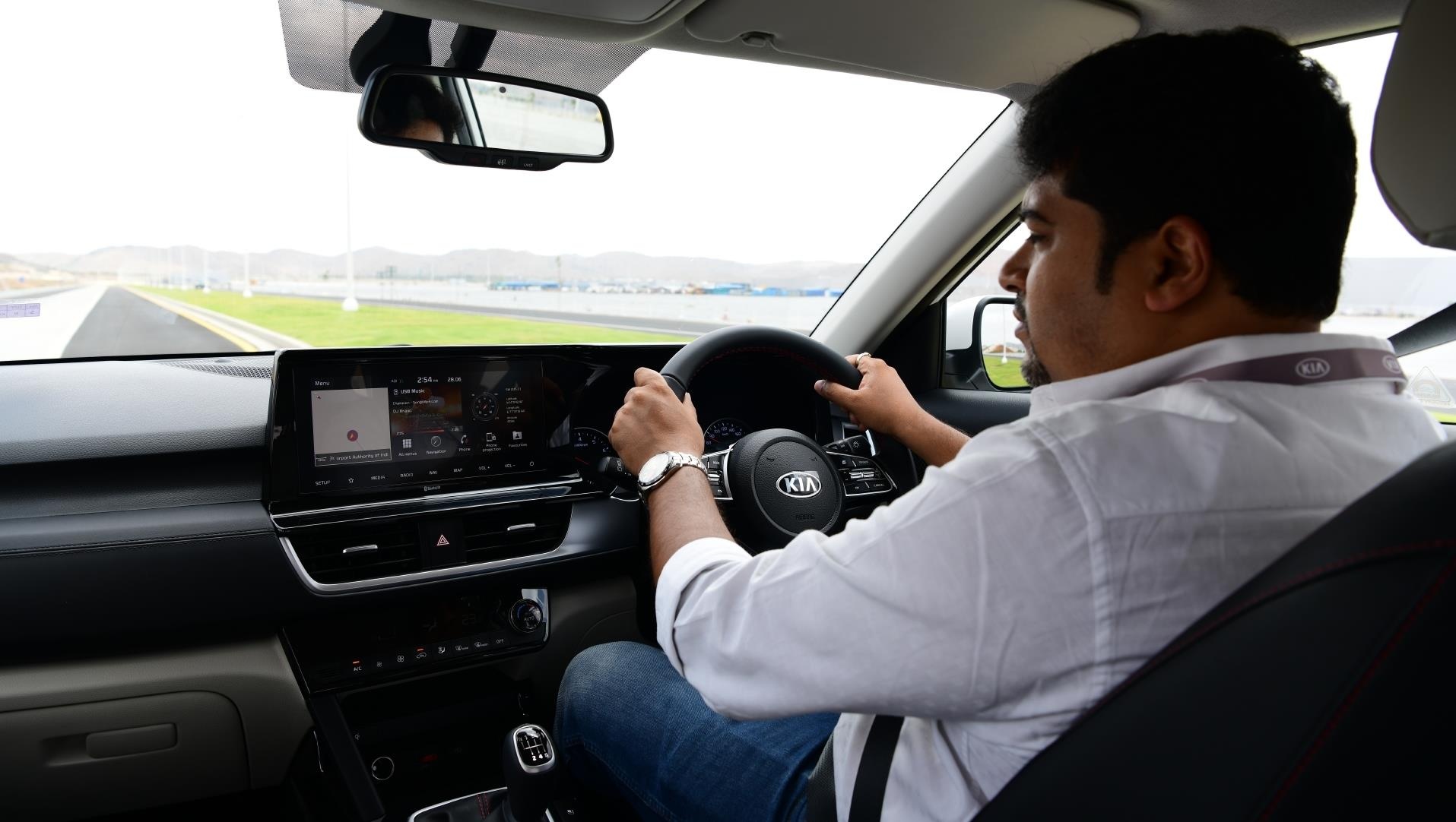 so sánh Kia Seltos và Hyundai Creta ảnh 16 so sanh Kia Seltos va Hyundai Creta anh 16