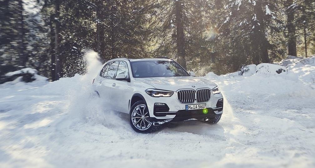 BMW X5 xDrive45e mới chạy quá êm ảnh 5 BMW X5 xDrive45e moi chay qua em anh 5