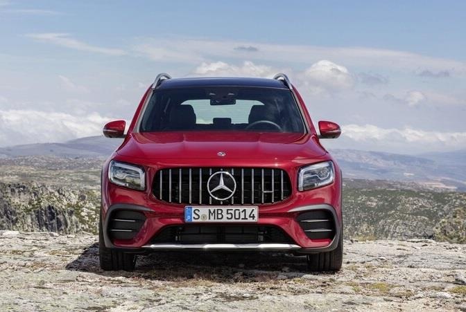 GLB 35 - chiec SUV sang 7 cho thuc dung nhat cua Mercedes-AMG hinh anh