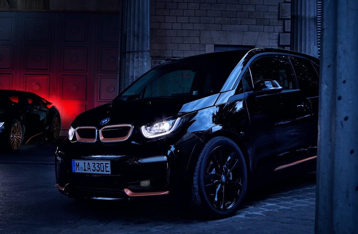 BMW ra ban dac biet i3 va i8 anh 4