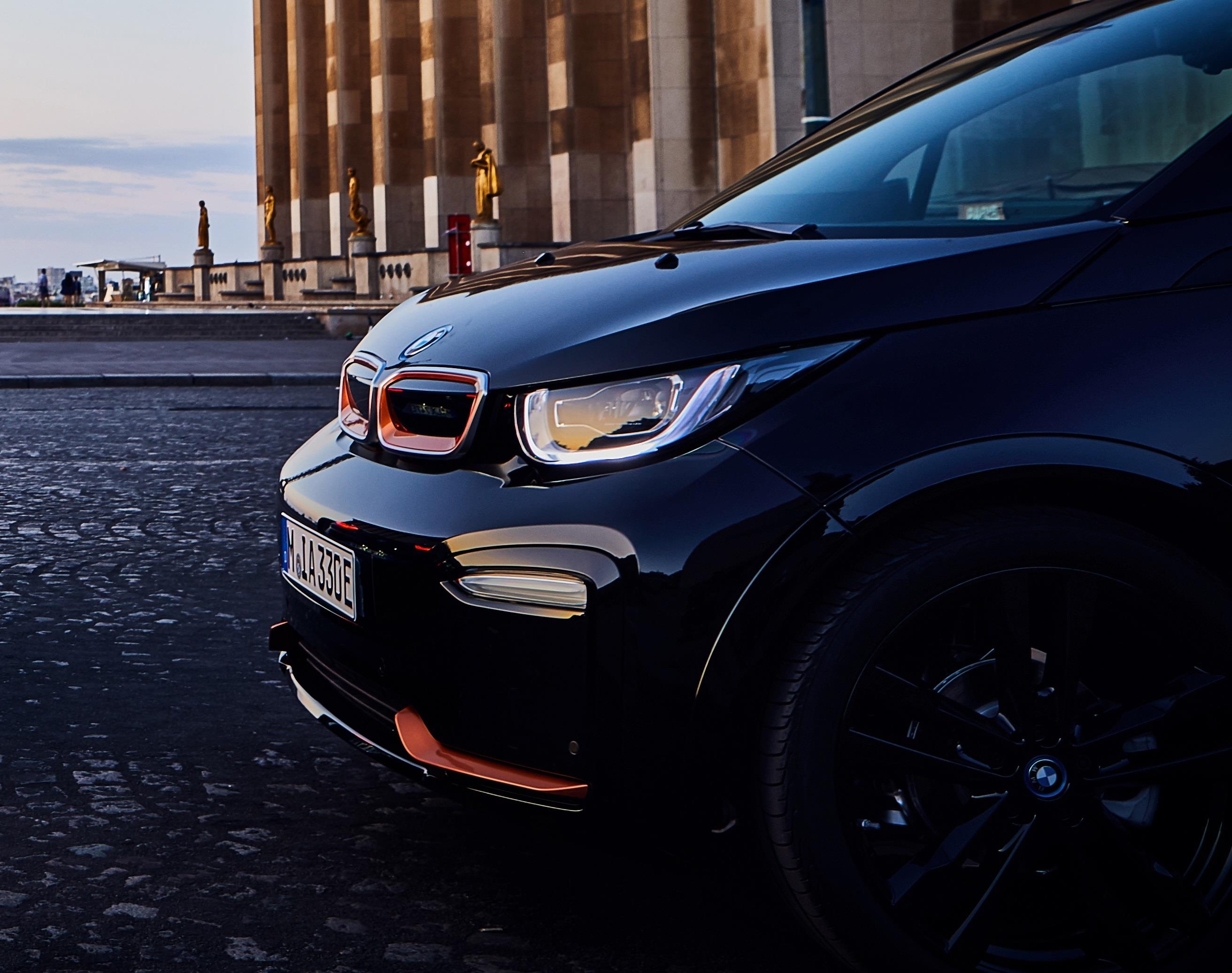 BMW ra ban dac biet i3 va i8 anh 2