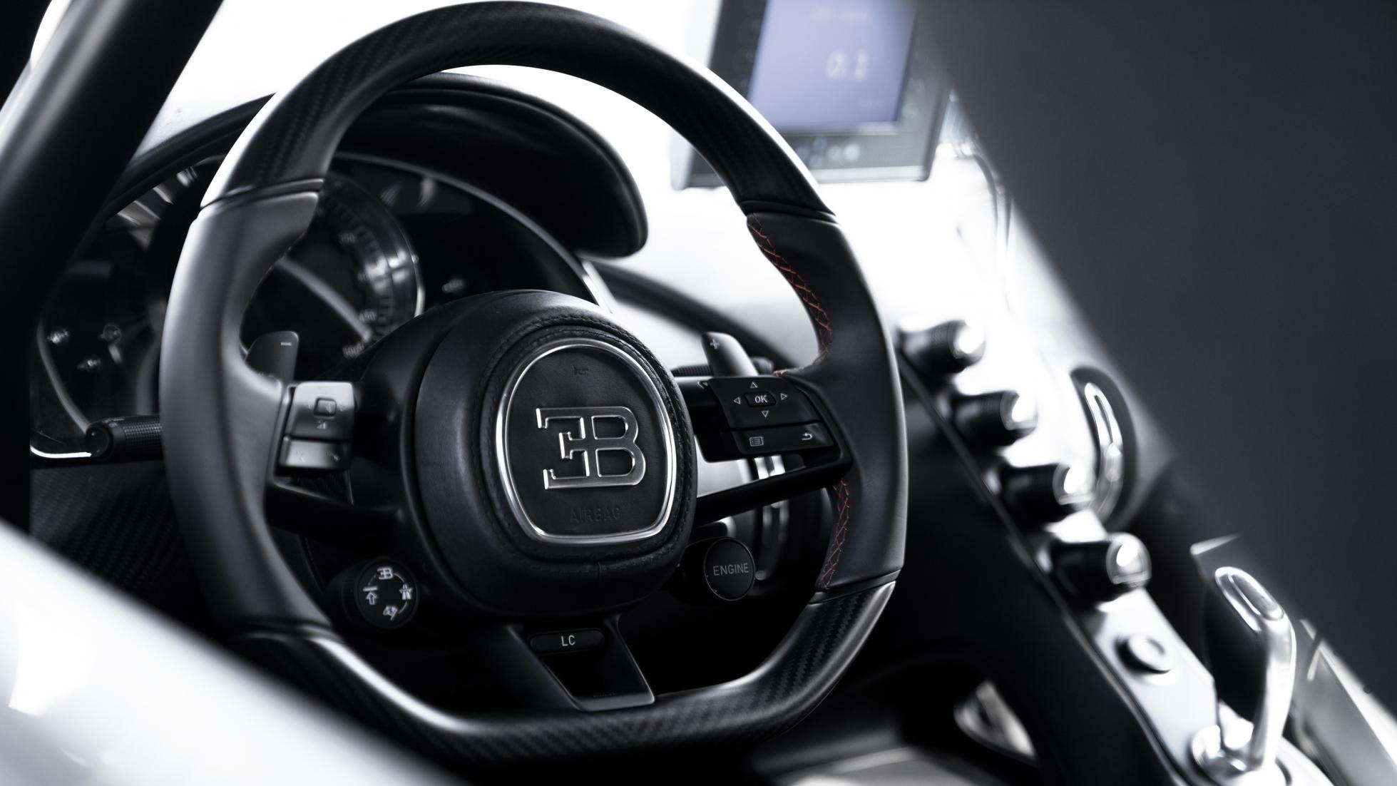 Bugatti Chiron pha ky luc toc do anh 6