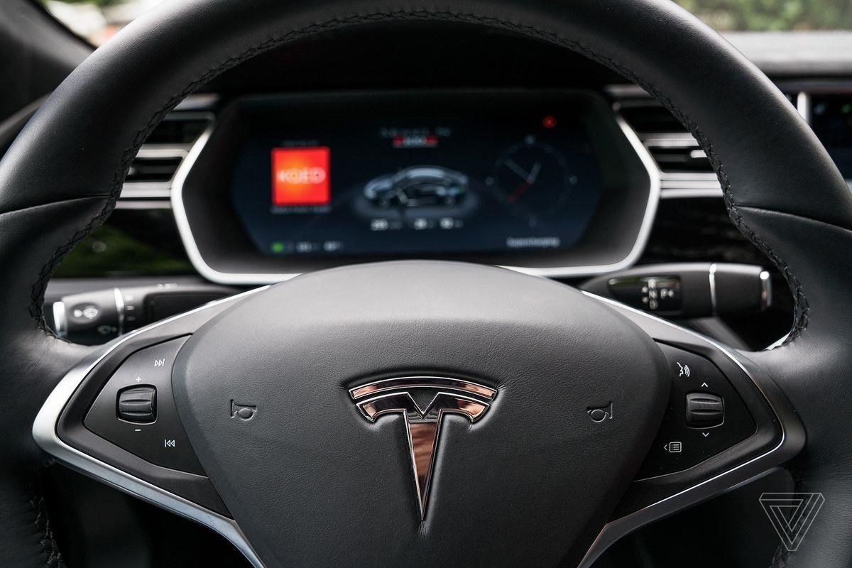 xe dien Tesla giam gia manh tai Trung Quoc anh 3