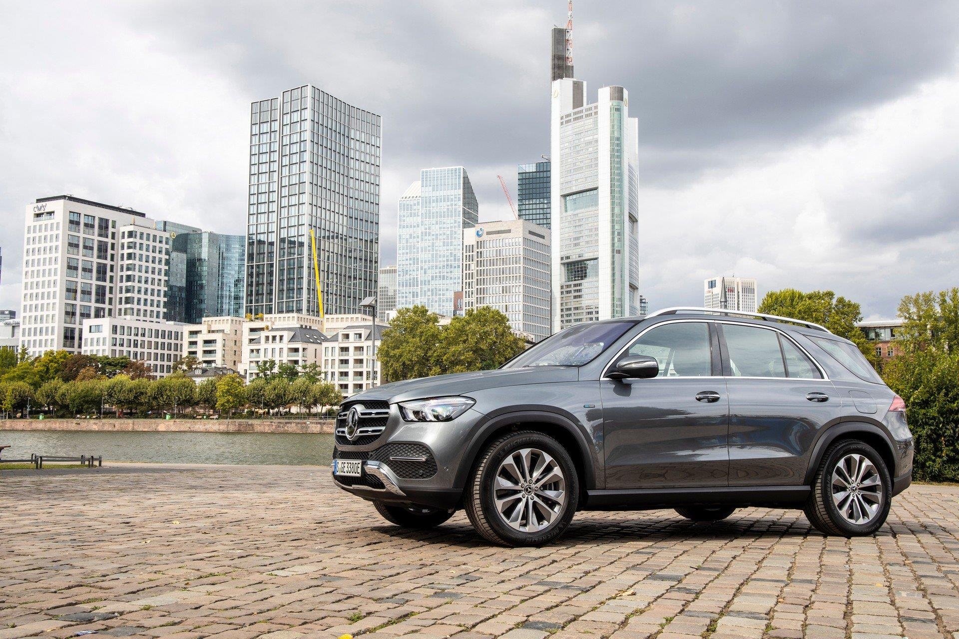 Mercedes ra mat bo doi GLC va GLE moi anh 4