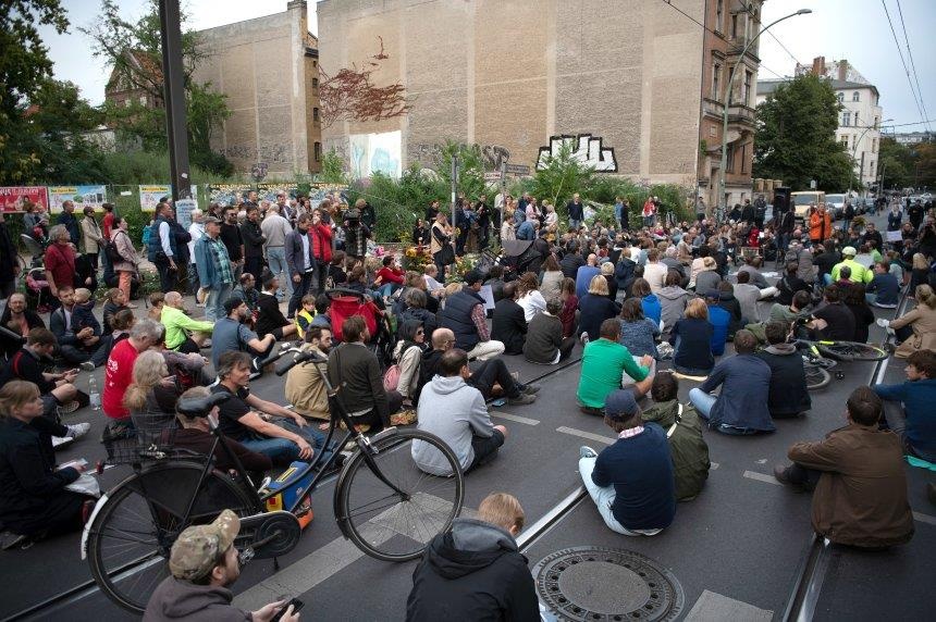 Berlin muốn cấm SUV ra đường ảnh 4 Berlin muon cam SUV ra duong anh 4