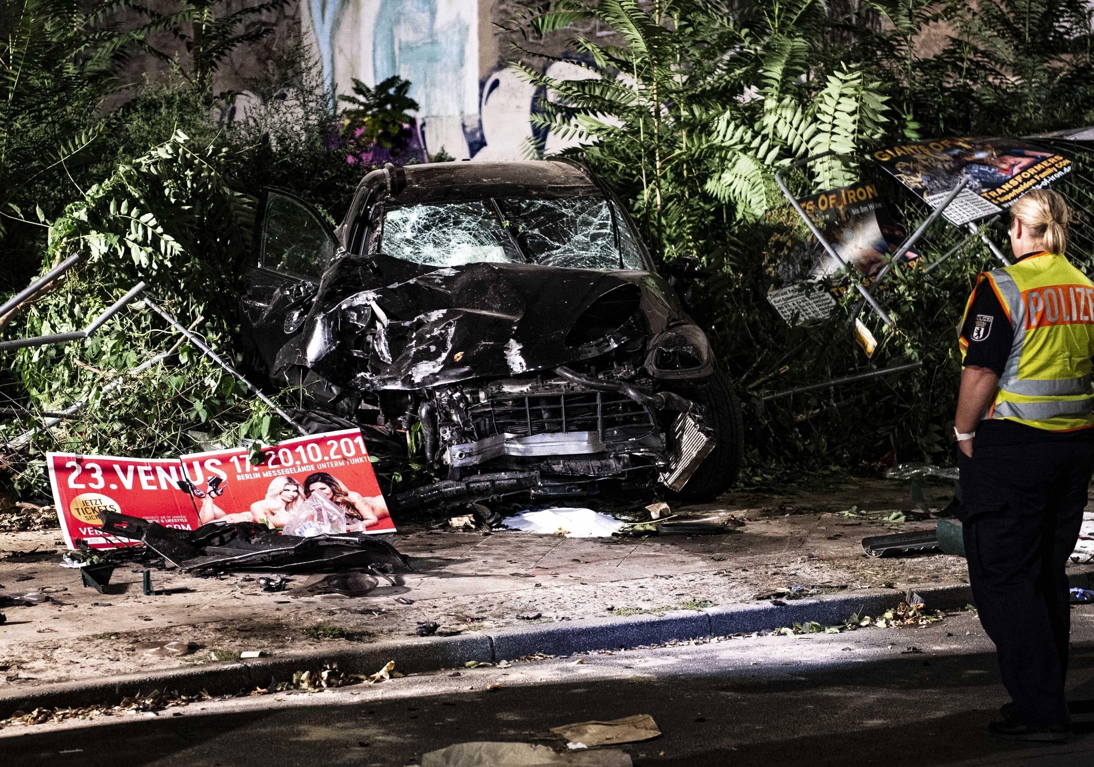 Berlin muốn cấm SUV ra đường ảnh 1 Berlin muon cam SUV ra duong anh 1