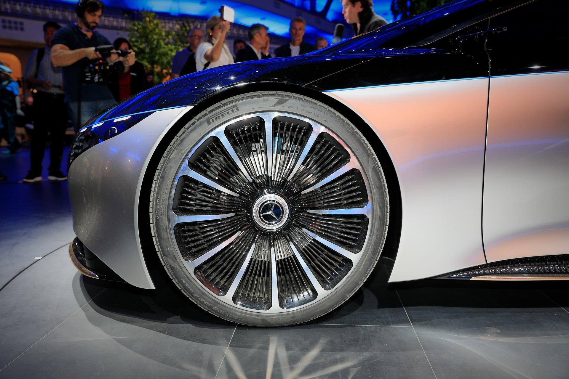 concept xe dien tuong lai cua Mercedes anh 10