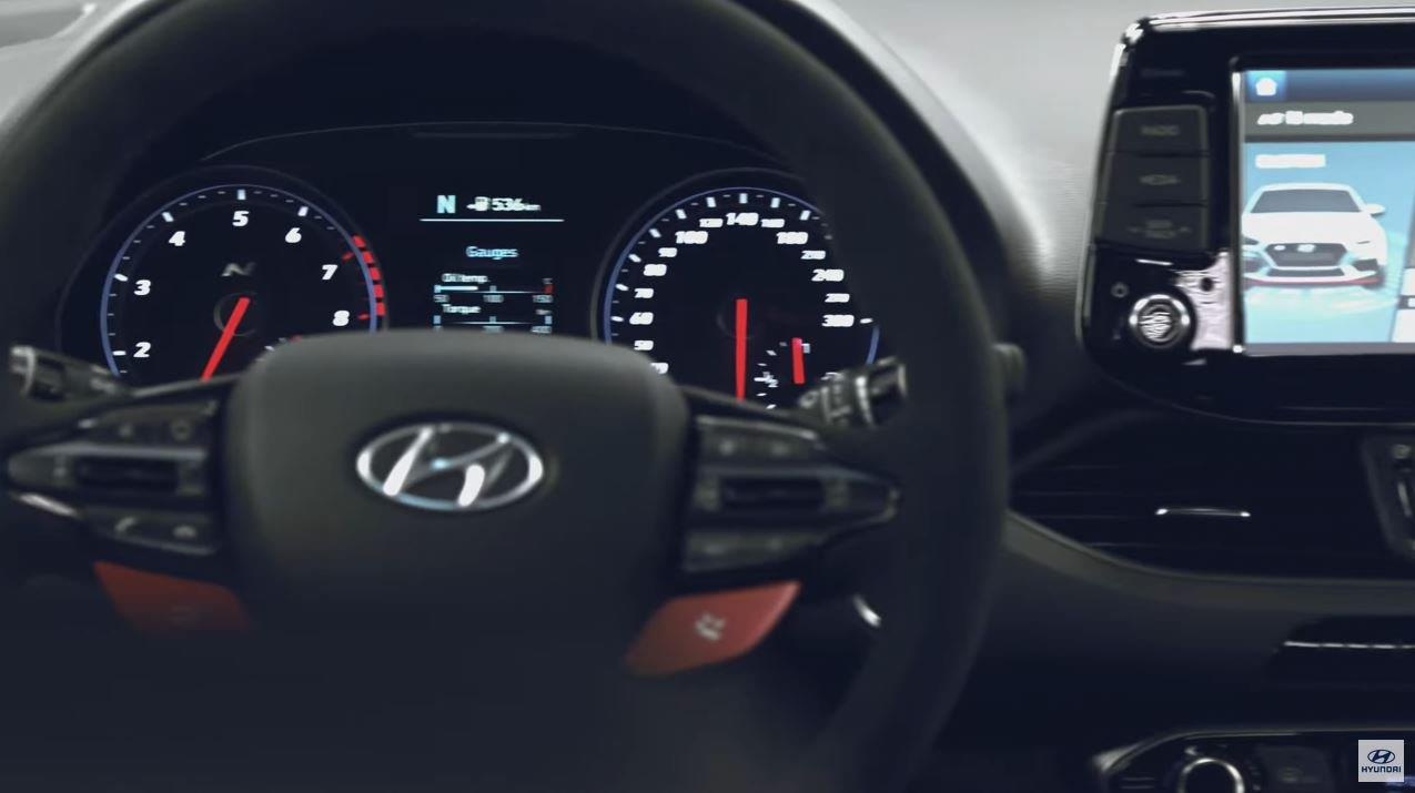 Hyundai i30 N ban gioi han lo dien anh 4