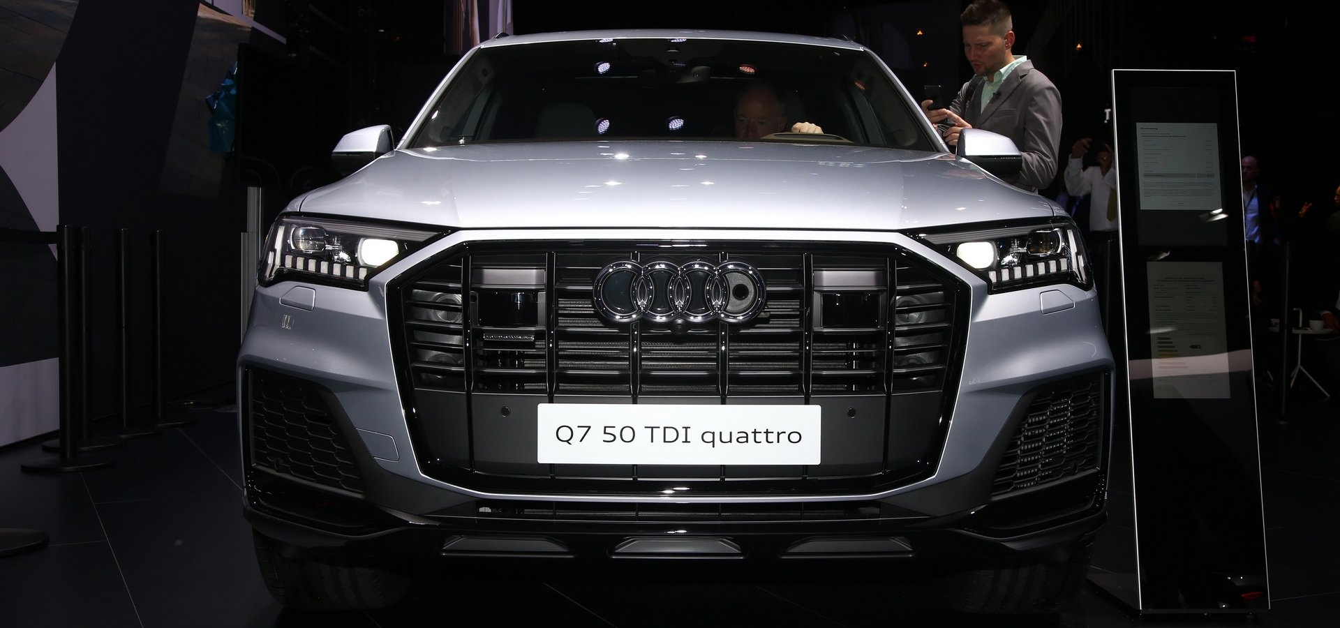 Audi Q7 2020 ra mắt ảnh 2 Audi Q7 2020 ra mat anh 2