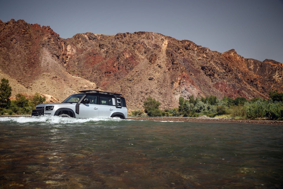 Land Rover Defender 2020 chính thức ra mắt ảnh 4 Land Rover Defender 2020 chinh thuc ra mat anh 4