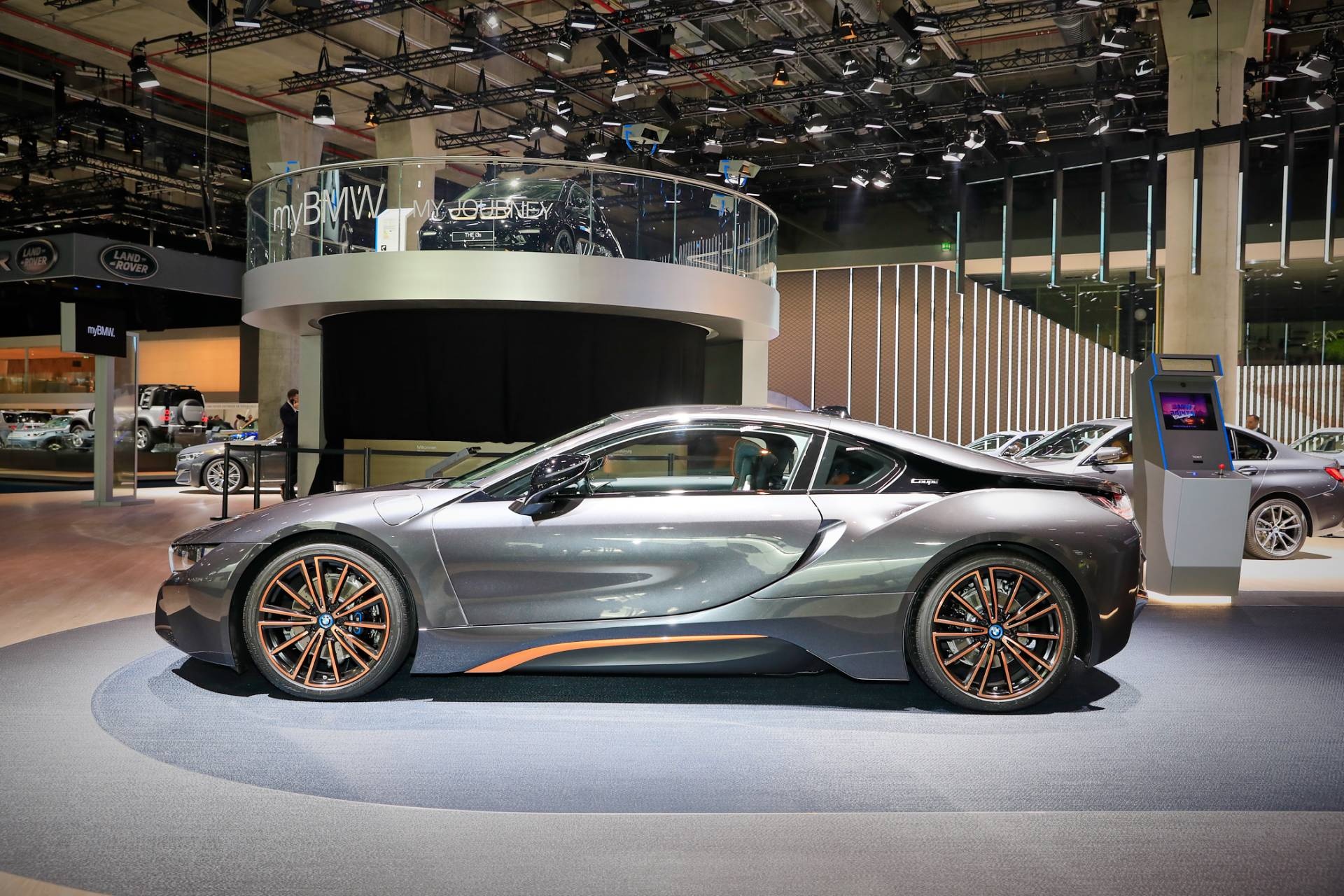 BMW ra ban i8 cuoi cung anh 6