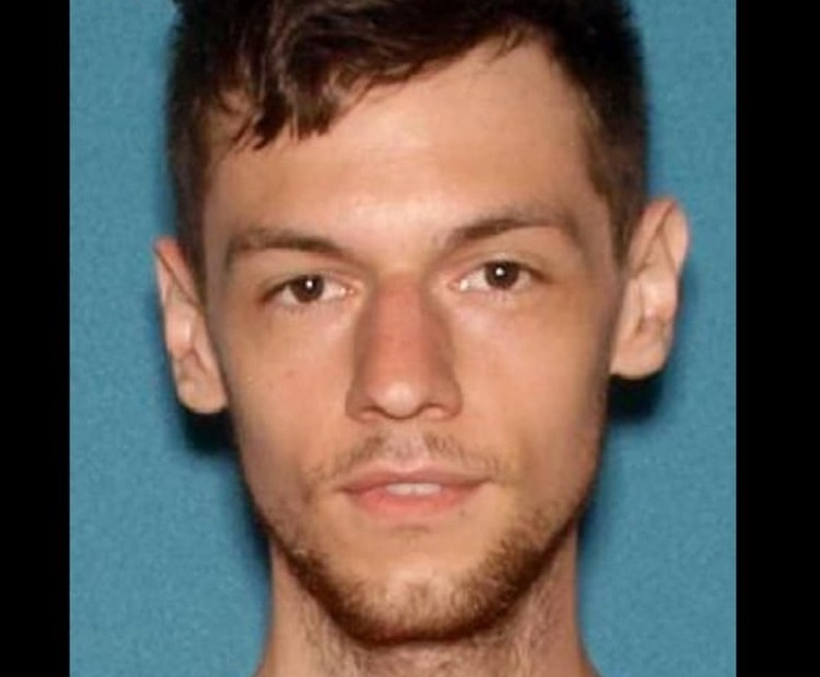 tài xế bị bắt và phá sân golf của Trump ảnh 2 tai xe bi bat va pha san golf cua Trump anh 2