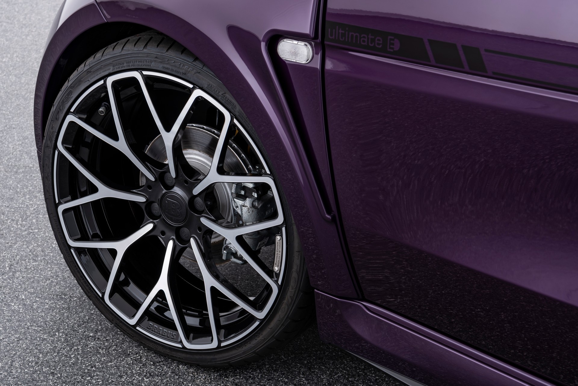 Brabus do xe dien mau me anh 3