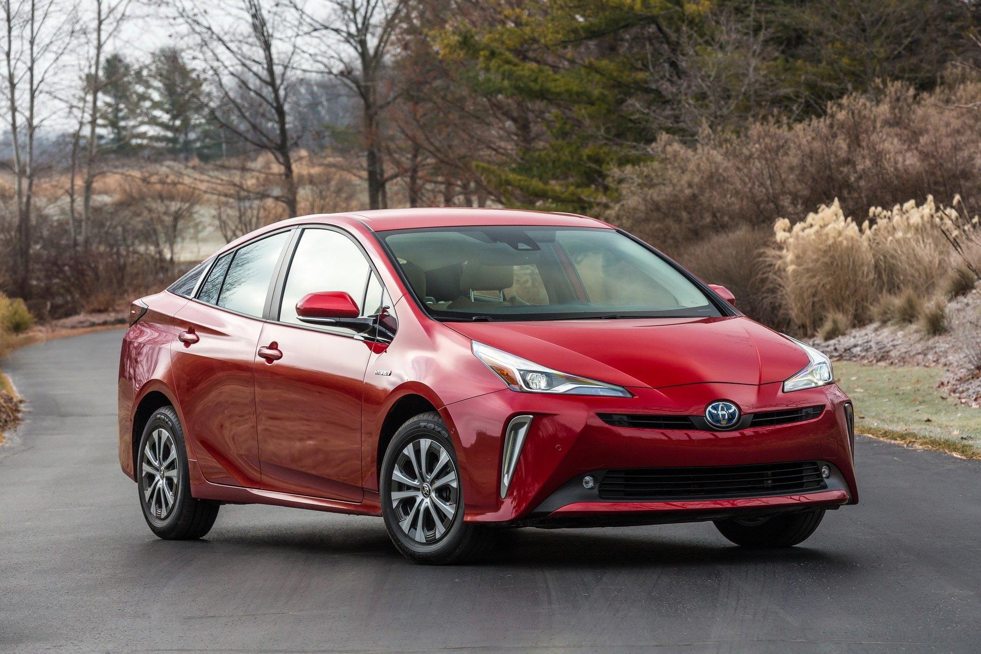 Toyota nang cap Prius 2020, them an toan, ho tro Apple CarPlay hinh anh