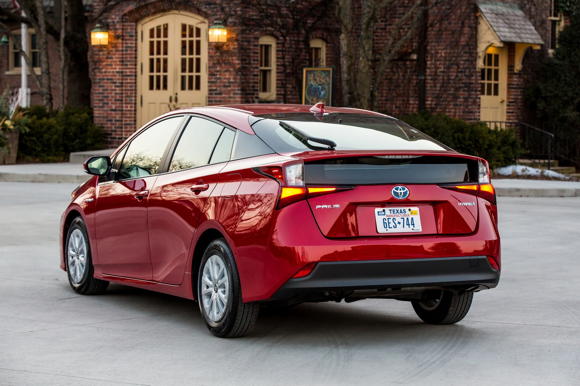 Toyota nang cap Prius 2020 anh 5